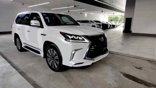 لكزس LX 570 s موديل 2021 للبيع في الرياض