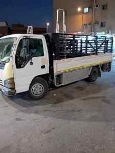 دينا تاخدون اثاث لي جمعية الخيريه بلرياض 