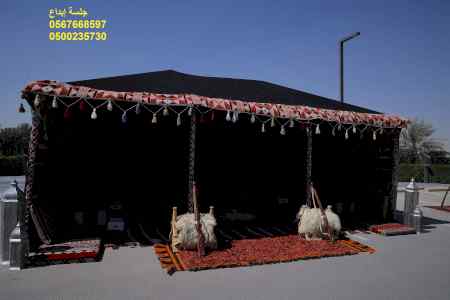 معارض , طاولات طعام خشب ,جلسات ,مظلات